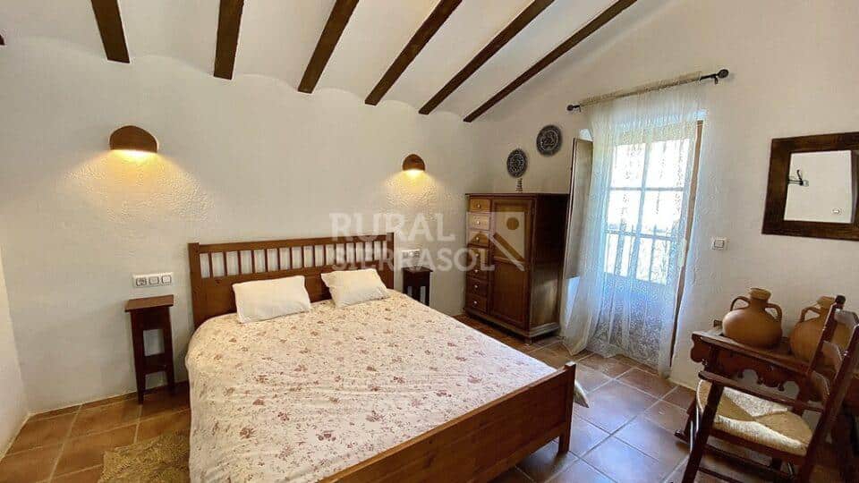 Habitación con cama doble de casa rural en Taberno (Almería) - 0968