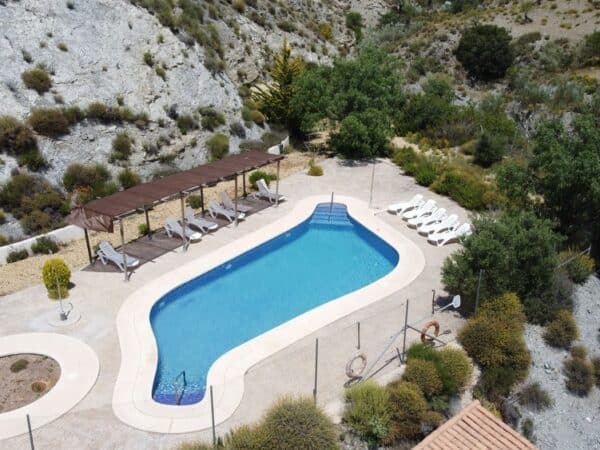 Vista aérea de piscina en casa rural en Taberno (Almería) - 0968