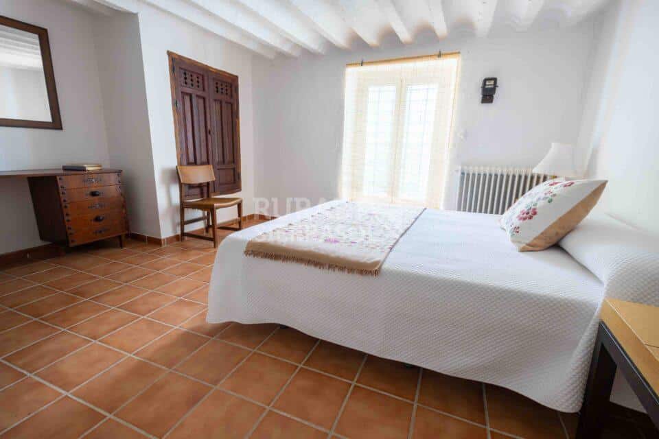 Dormitorio de Casa rural en Chilluevar (Jaén)-2145